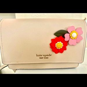 Kate Spade Petal Flap Chain Wallet NWOT